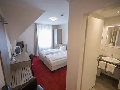 Doppelzimmer für 2 Personen (23 m²) in Lingen 2/3