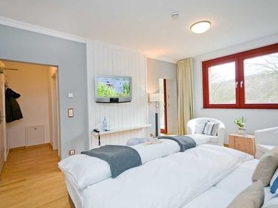 Doppelzimmer für 2 Personen (29 m²) in Lohme (Rügen) 6/10