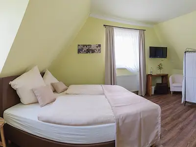 Doppelzimmer für 2 Personen (15 m²) in Lohr am Main 9/10