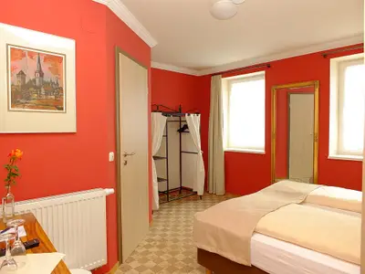 Doppelzimmer für 2 Personen (15 m²) in Lohr am Main 6/10