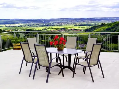 Doppelzimmer für 4 Personen (30 m²) in Loipersdorf bei Fürstenfeld 2/10