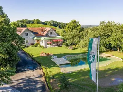 Doppelzimmer für 2 Personen (24 m²) in Loipersdorf bei Fürstenfeld 3/10