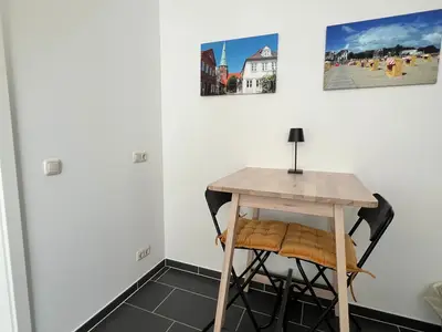 Doppelzimmer für 2 Personen (24 m²) in Lübeck 8/9