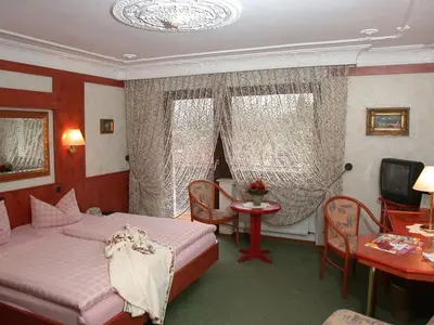 Doppelzimmer für 2 Personen (25 m²) in Lügde 5/10