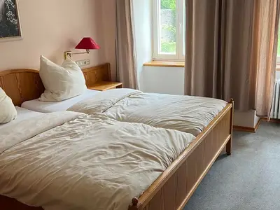 Doppelzimmer für 2 Personen (18 m²) in Mandelbachtal 5/8