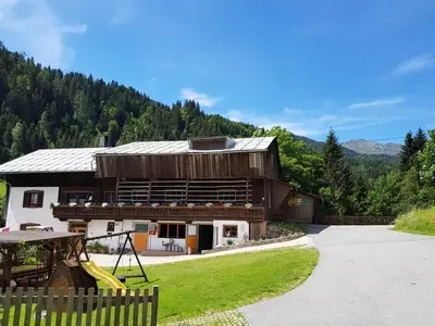 Doppelzimmer für 2 Personen (28 m²) in Maria Luggau 3/10