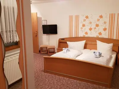 Doppelzimmer für 2 Personen (20 m²) in Marienberg 9/10