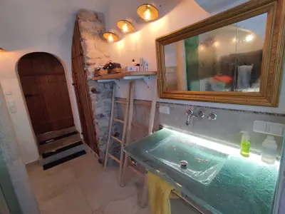 gemeinschaftliches Bad der Ferienzimmer Enzian und Hochlerch