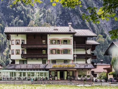 Doppelzimmer für 2 Personen (20 m²) in Maurach am Achensee 2/10