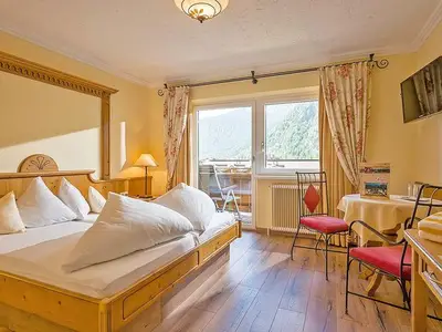 Doppelzimmer für 2 Personen (18 m²) in Maurach am Achensee 5/10