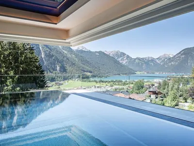 Doppelzimmer für 2 Personen (26 m²) in Maurach am Achensee 3/10