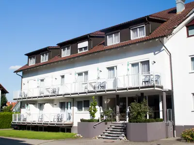 Doppelzimmer für 2 Personen in Meckenbeuren 1/10