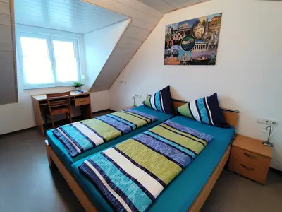 Doppelzimmer für 2 Personen (15 m²) in Meckenbeuren 4/10