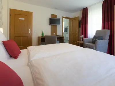 Photo, INSIDE, OUTSIDE