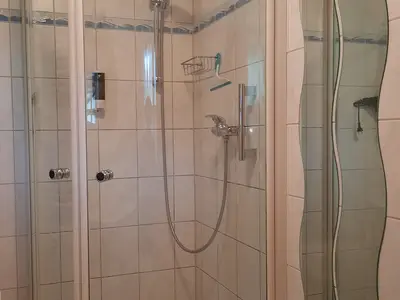INSIDE, BATHROOM