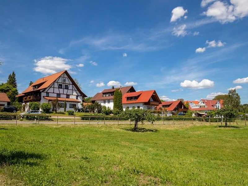 23685386-Doppelzimmer-2-Meersburg-800x600-1