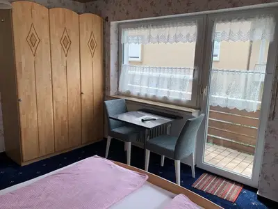 Doppelzimmer für 2 Personen (17 m²) in Meersburg 10/10