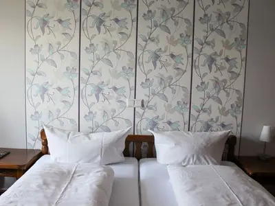 Doppelzimmer für 2 Personen (15 m²) in Meersburg 8/10
