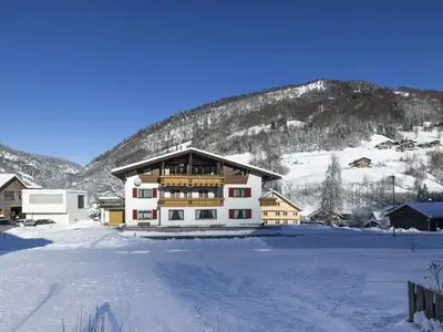 Doppelzimmer für 3 Personen (22 m²) in Mellau 3/10