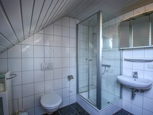 21639081-Doppelzimmer-2-Meppen-300x225-3