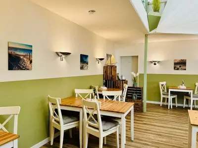 Doppelzimmer für 3 Personen (31 m²) in Lobbe (Rügen) 6/10