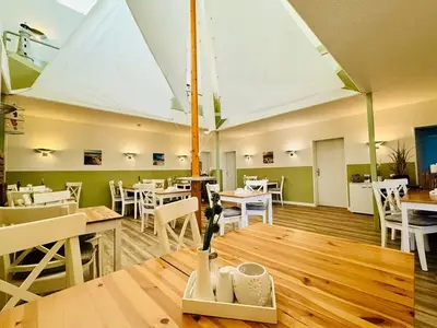Doppelzimmer für 3 Personen (31 m²) in Lobbe (Rügen) 9/10