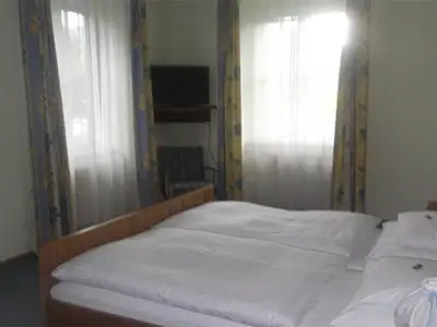 Doppelzimmer für 2 Personen (27 m²) in Mondsee 5/8