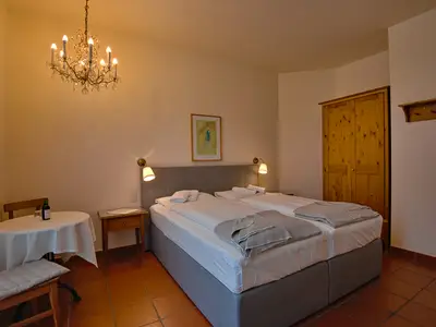 Doppelzimmer mit Balkon