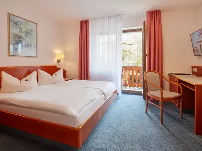 Doppelzimmer mit Balkon
