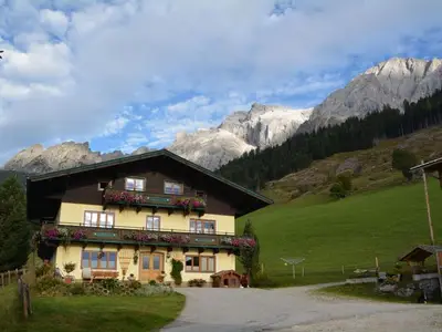 Doppelzimmer für 2 Personen (16 m²) in Mühlbach am Hochkönig 3/10