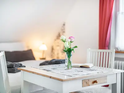 Photo, INSIDE, OUTSIDE