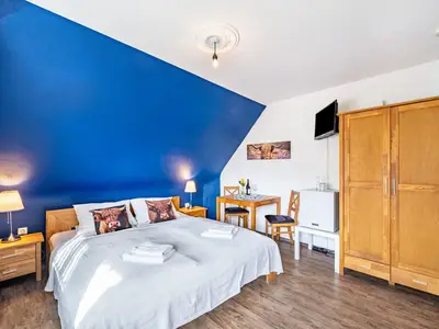 BEDROOM, INSIDE, OUTSIDE