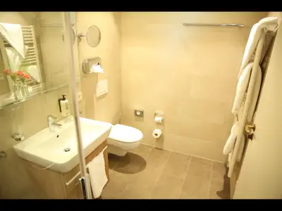 Doppelzimmer für 2 Personen in Neubeuern 9/10