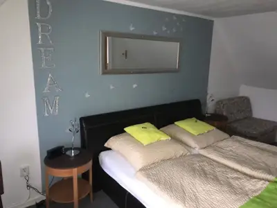 Doppelzimmer für 3 Personen in Neuenrade 7/9