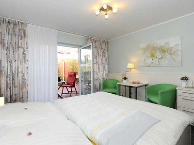 Doppelzimmer für 2 Personen in Neuharlingersiel 9/10