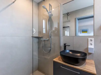 Doppelzimmer für 2 Personen (19 m²) in Neuharlingersiel 5/8