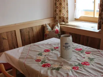 Doppelzimmer für 3 Personen in Neukirchen (Traunstein) 5/6