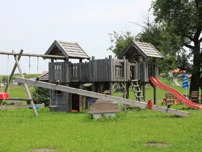 Doppelzimmer für 3 Personen in Neukirchen (Traunstein) 3/4