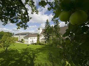 22377347-Doppelzimmer-2-Neumarkt in der Oberpfalz-300x225-3