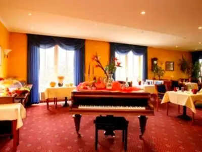 Doppelzimmer für 2 Personen (22 m²) in Neustrelitz 3/10
