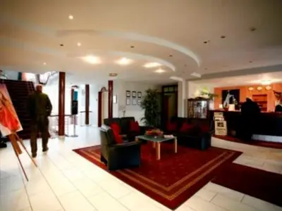 Doppelzimmer für 2 Personen (22 m²) in Neustrelitz 4/10