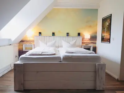Doppelzimmer für 2 Personen (30 m²) in Norden 6/8
