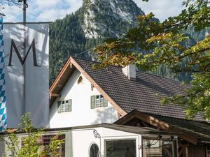 21644939-Doppelzimmer-2-Oberammergau-300x225-2