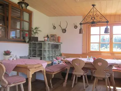 Doppelzimmer für 2 Personen (34 m²) in Oberammergau 10/10