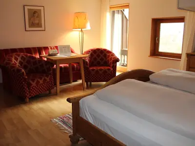 Doppelzimmer mit Balkon