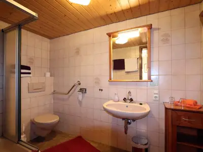 INSIDE, BATHROOM