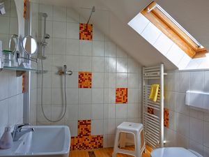 23457319-Doppelzimmer-2-Oberhof-300x225-3