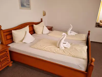 Doppelbett-Zimmer im Gästehaus