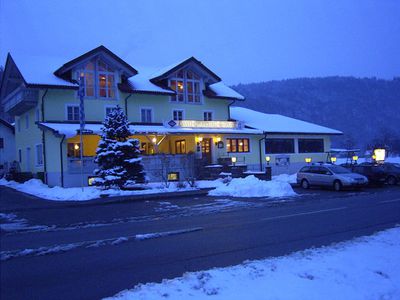 Gasthof Hotel zur Post Erlau im Winter