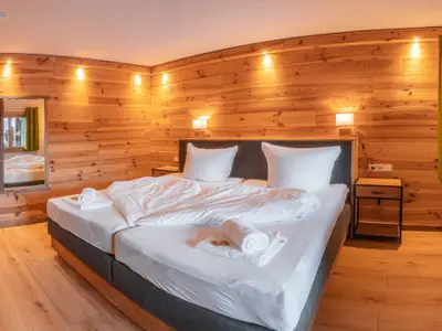 zimmer2_bett